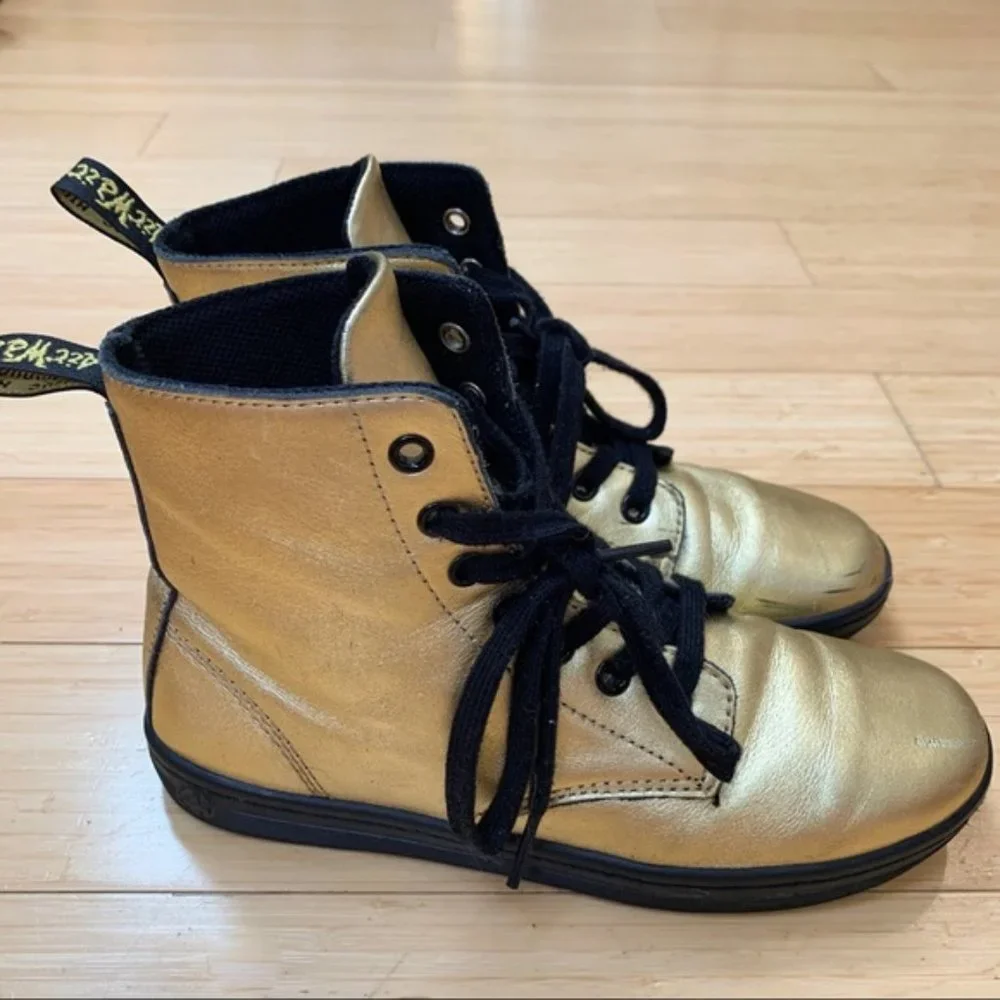 DR. MARTEN’S gold metallic Leyton boots, 6.